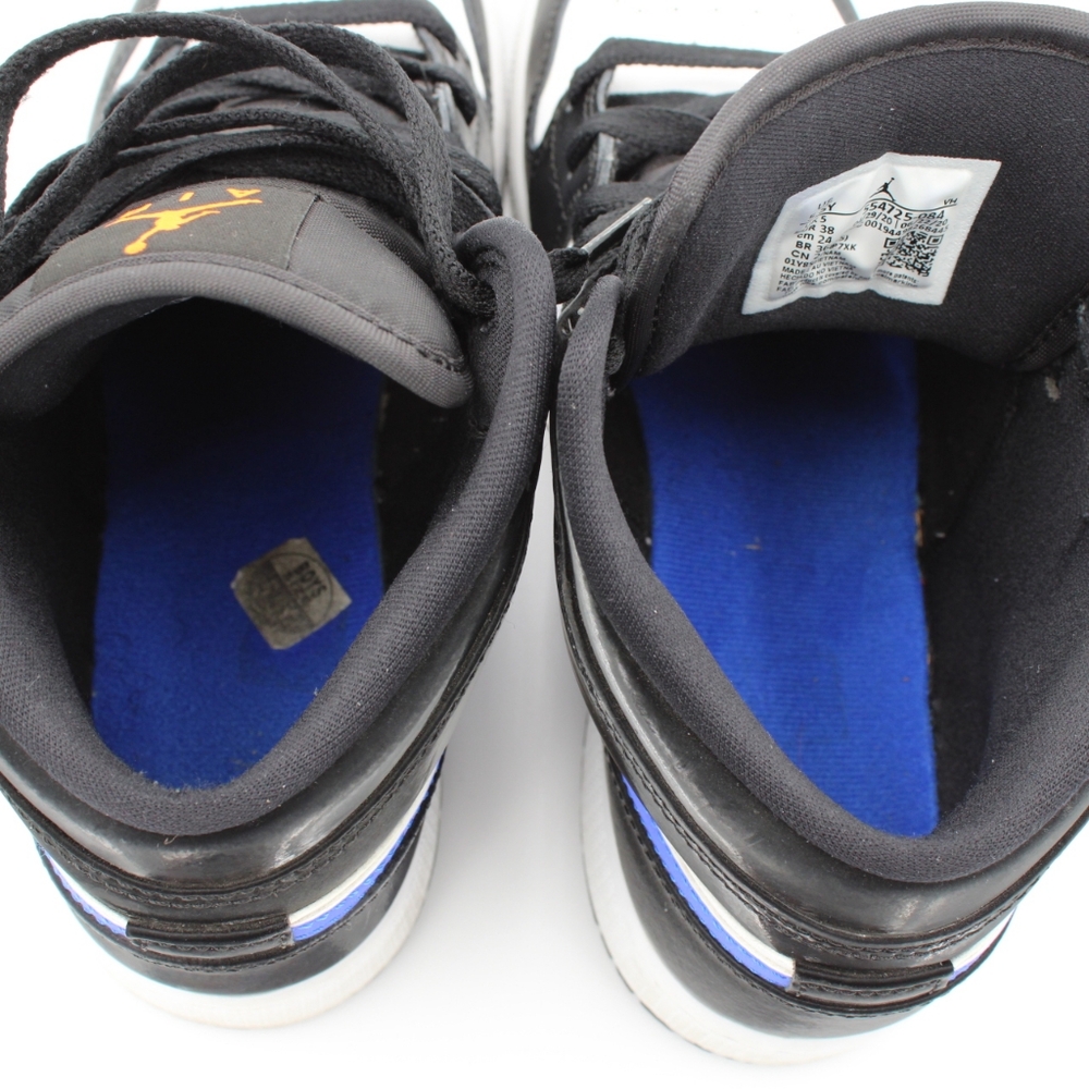Air Jordan 1 Mid – Black/Racer Blue/White (GS)Size: 5.5Y - Picture 9 of 12
